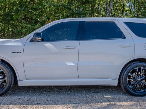 Used 2020 Dodge Durango R/T w/ Blacktop Package AWD/4WD image 2