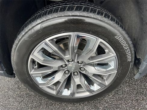 Used 2024 GMC Sierra 1500 Denali w/ Denali Reserve Package image 11