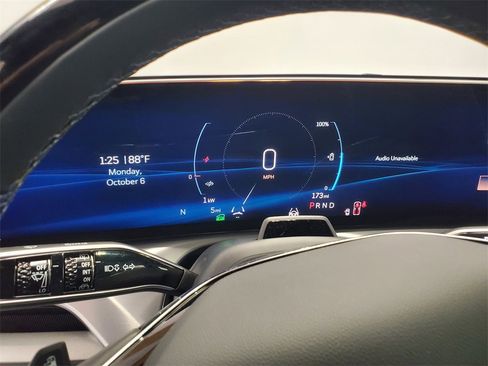 New 2026 Cadillac Vistiq Sport w/ LPO, Floor Liner Package image 14