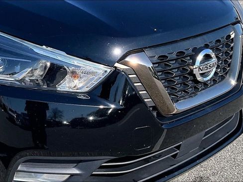 Used 2020 Nissan Kicks SR w/ SR Premium Package FWD image 30