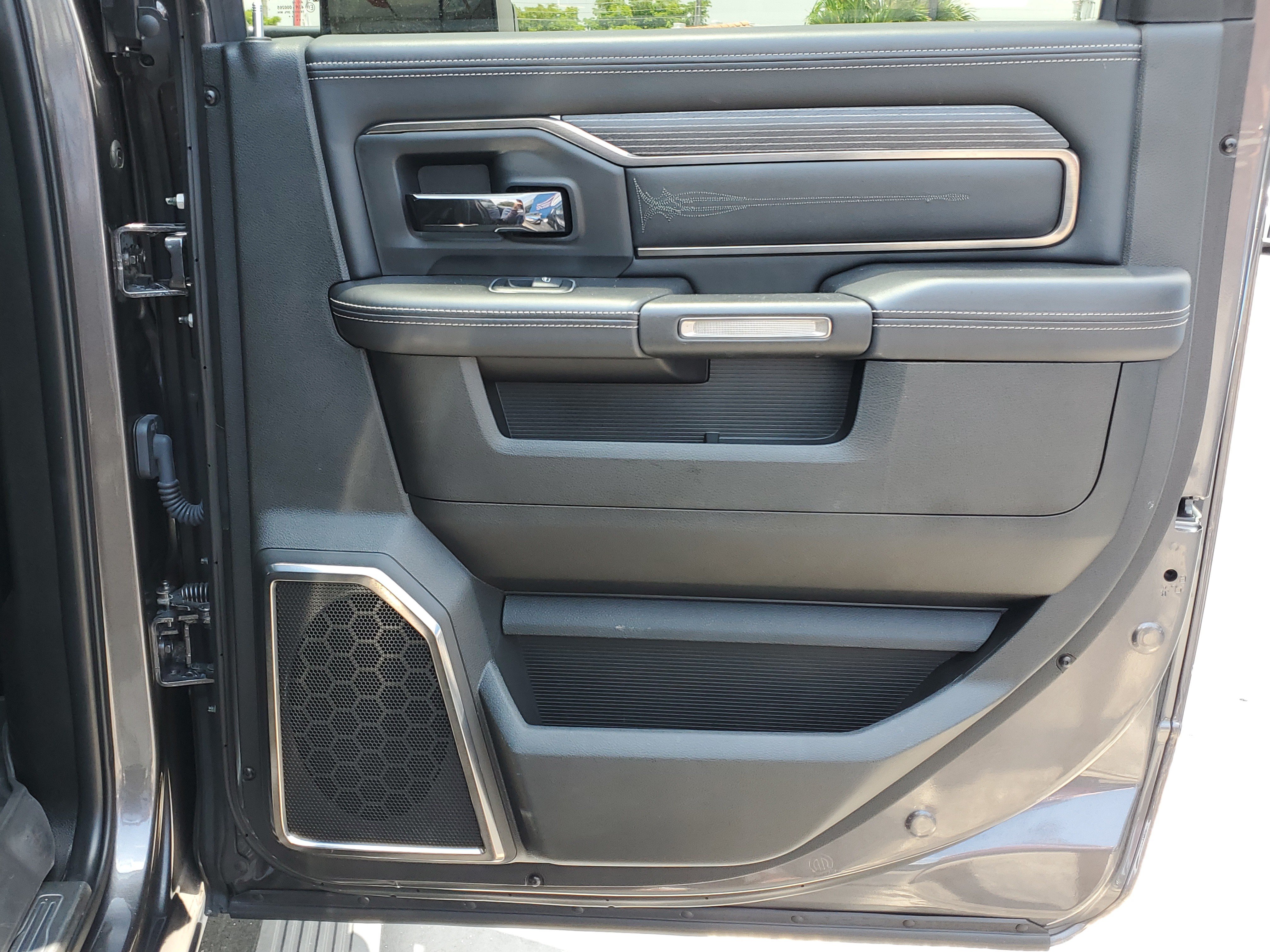 Used 2022 RAM 3500 Limited w/ Max Tow Package AWD/4WD image 50