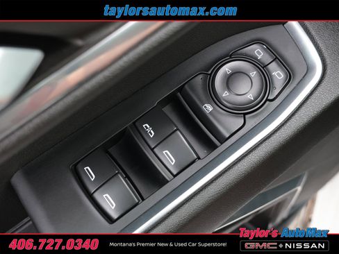 Used 2023 Chevrolet Silverado 1500 LT AWD/4WD image 26
