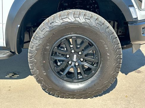 Used 2024 Ford F150 Raptor AWD/4WD image 10