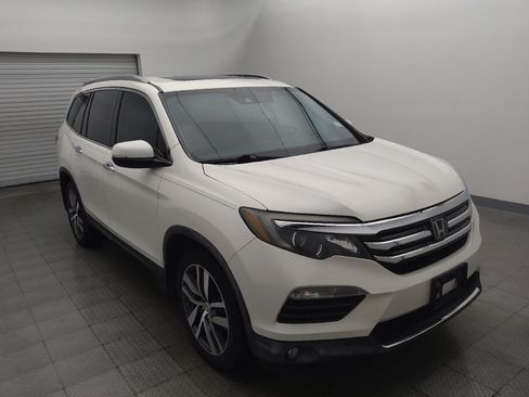 Used 2018 Honda Pilot Elite image 13