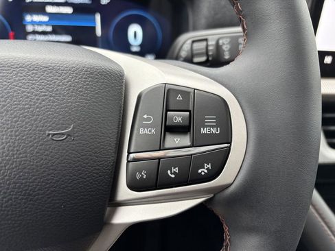 New 2026 Ford Explorer Active w/ Active Comfort Package image 28