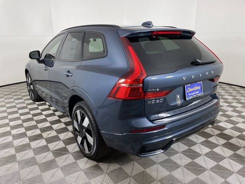 Used 2025 Volvo XC60 T8 Plus w/ Protection Package Premier AWD/4WD image 8