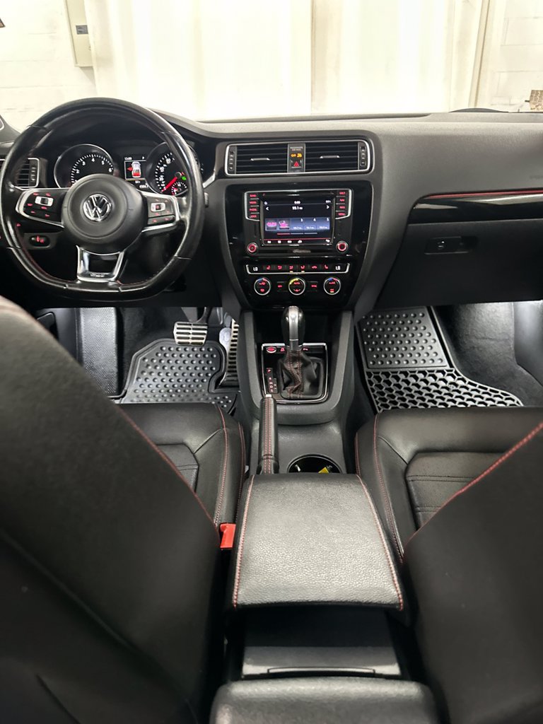 Used 2016 Volkswagen Jetta GLI SEL FWD image 20