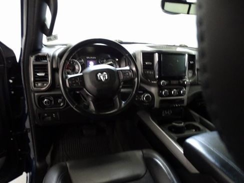Used 2020 RAM 1500 Big Horn w/ Built-to-serve Edition image 5