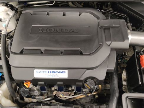 Used 2016 Honda Accord Touring image 30