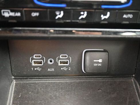 Used 2024 Jeep Grand Cherokee L Laredo image 27