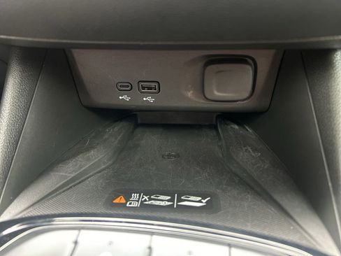 Used 2024 Buick Envista Avenir FWD image 35