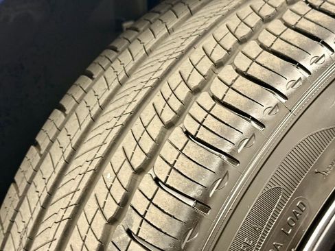 Used 2023 Tesla Model 3 Standard Range image 17