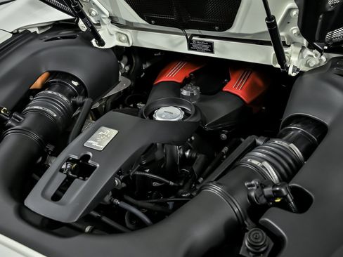 Used 2018 Ferrari 488 Spider image 17