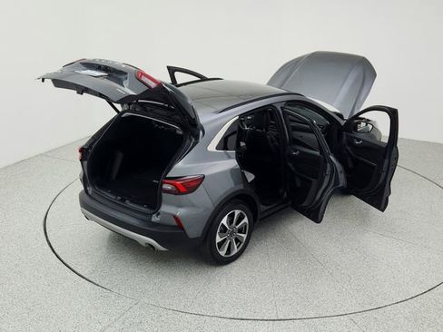 Used 2023 Ford Escape Platinum w/ Premium Technology Package image 27