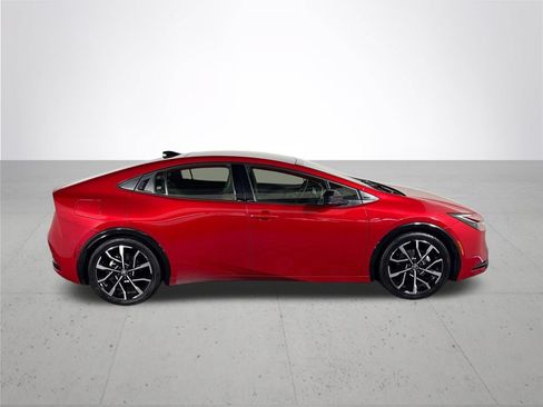Used 2023 Toyota Prius Prime FWD image 5