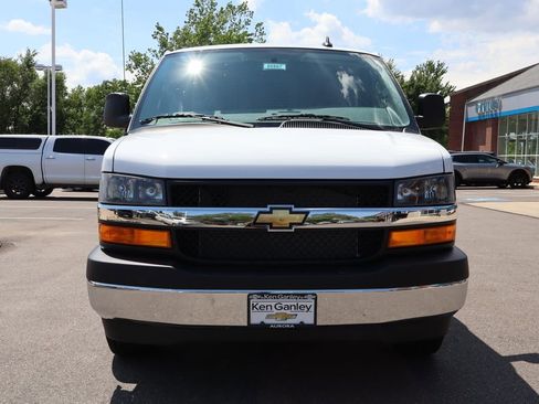 New 2025 Chevrolet Express 2500 w/ Driver Convenience Package image 4