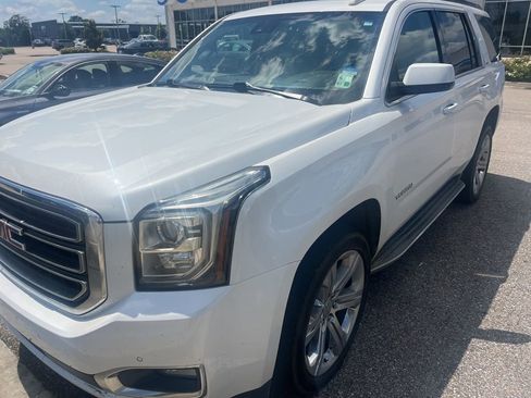 Used 2018 GMC Yukon SLT RWD image 1