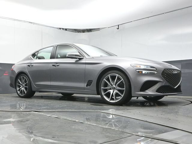 Used 2023 Genesis G70 2.0T RWD image 38