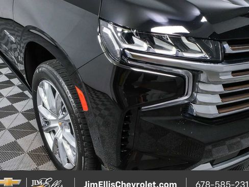 Certified 2023 Chevrolet Tahoe High Country w/ Premium Package 2 AWD/4WD image 38