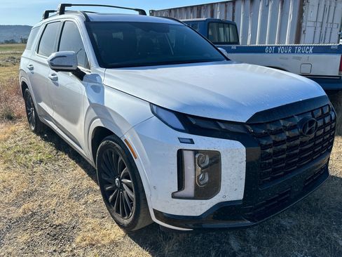 Used 2025 Hyundai Palisade Calligraphy AWD/4WD image 2