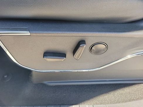 Used 2024 Ford F250 Lariat w/ Snow Plow Prep Package image 20