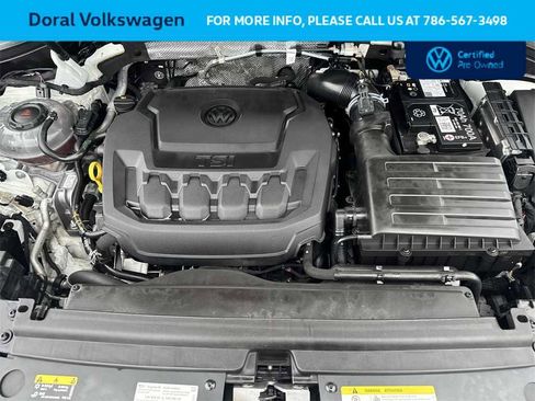Certified 2024 Volkswagen Tiguan SE w/ Panoramic Sunroof Package image 12