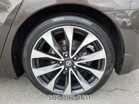 Used 2016 Nissan Maxima SR FWD image 19