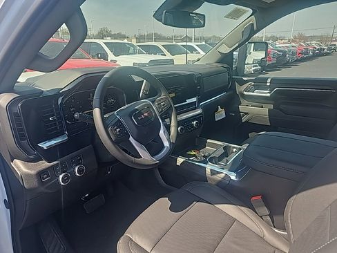 New 2026 GMC Sierra 3500 SLT w/ SLT Convenience Package image 14