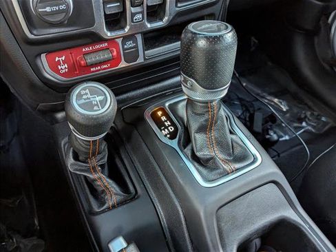 Used 2022 Jeep Gladiator Mojave w/ Trailer Tow Package image 12