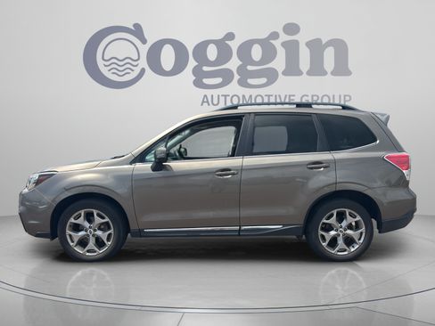 Used 2018 Subaru Forester 2.5i Touring w/ Popular Package #3B AWD/4WD image 2