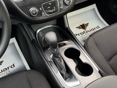 Used 2021 Chevrolet Malibu LS w/ Driver Confidence Package II FWD image 29