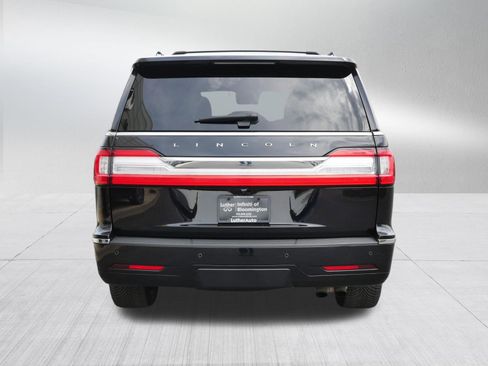 Used 2018 Lincoln Navigator Reserve w/ Technology Package AWD/4WD image 6