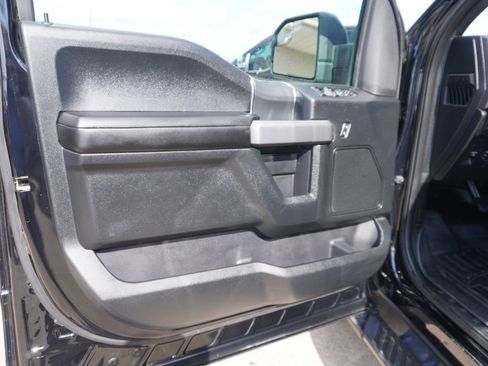 Used 2018 Ford F150 XLT w/ Equipment Group 302A Luxury image 8