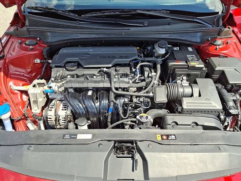 Certified 2025 Hyundai Elantra Sport FWD image 28