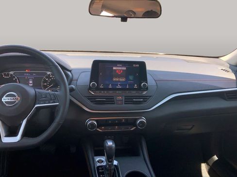Used 2022 Nissan Altima 2.5 SR FWD image 7
