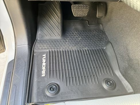 Used 2024 Toyota Tundra Limited image 17