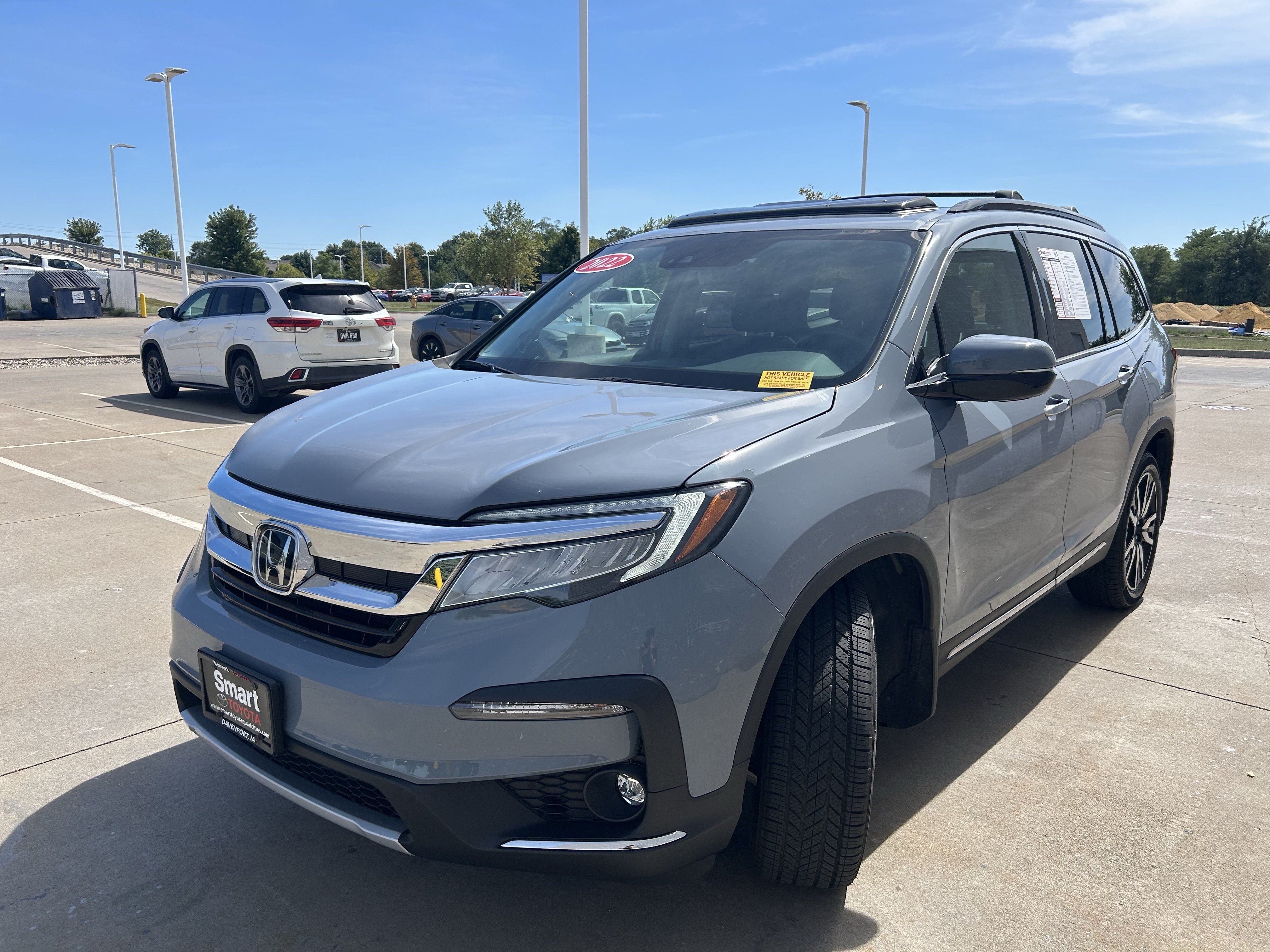 Used 2022 Honda Pilot Elite image 2