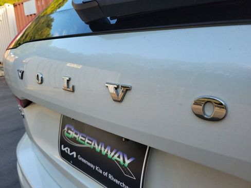 Used 2019 Volvo XC60 T8 R-Design w/ Advanced Package AWD/4WD image 9