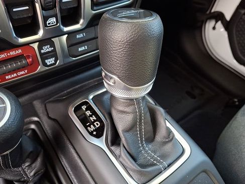 New 2026 Jeep Gladiator Rubicon w/ Safety Group AWD/4WD image 7