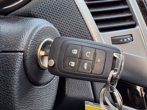 Used 2016 Chevrolet Cruze LT image 10