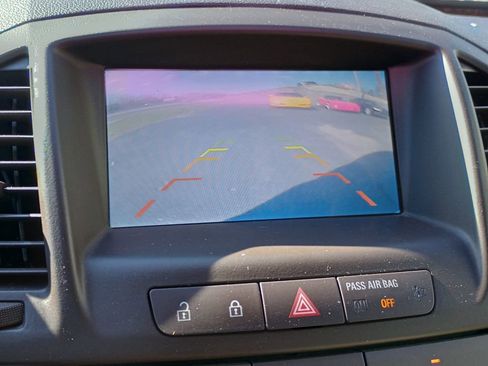 Used 2013 Buick Regal Premium image 13