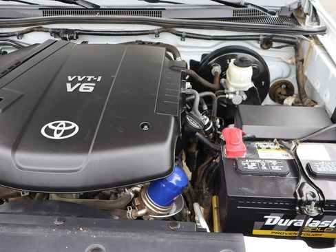 Used 2013 Toyota Tacoma 4x4 Double Cab w/ SR5 Pkg image 40