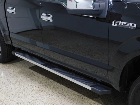 Used 2015 Ford F150 XLT w/ Trailer Tow Package image 12