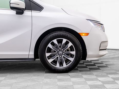 Certified 2024 Honda Odyssey EX-L image 34