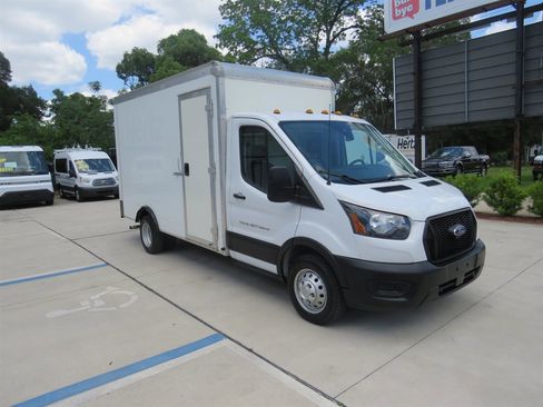 Used 2023 Ford Transit 350 DRW RWD image 1