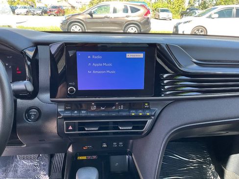 Used 2025 Toyota Camry LE FWD image 22