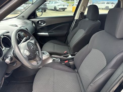 Used 2016 Nissan Juke S FWD image 19