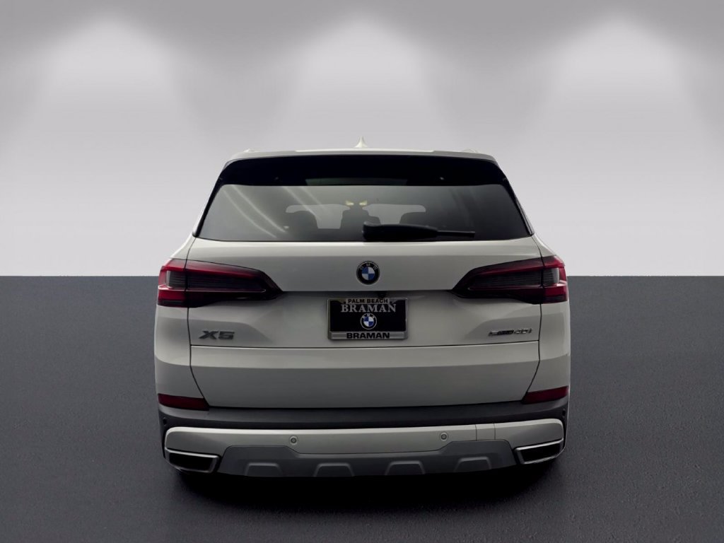 Used 2022 BMW X5 sDrive40i w/ Premium Package RWD image 5