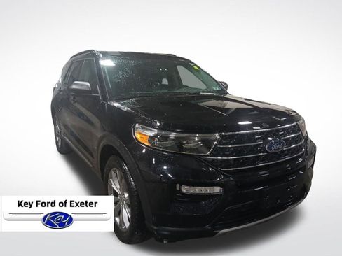 Used 2023 Ford Explorer XLT w/ Equipment Group 202A AWD/4WD image 2