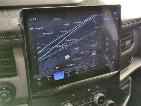 Used 2022 Ford Expedition XLT image 14